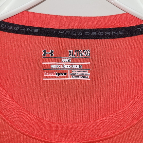 Under Armour HeatGear XL Coral Athletic Training T-Shirt Loose Fit - Picture 4 of 5